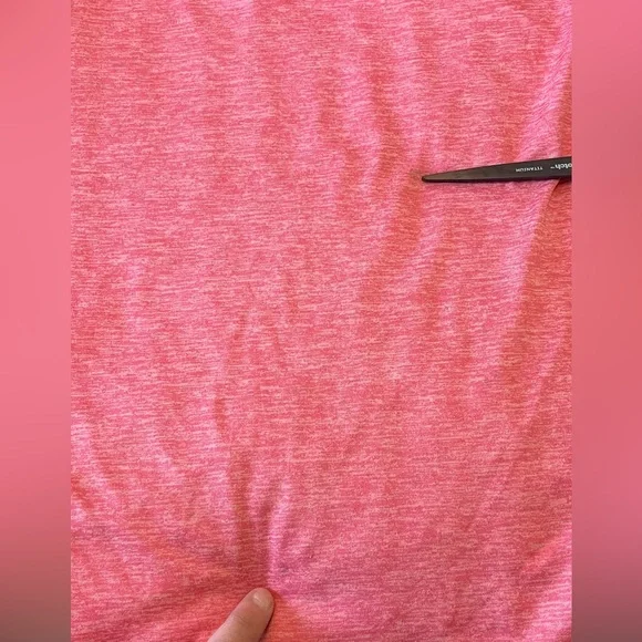 Set of four Women’s Under Armour Heat Gear V-Neck T-Shirts - Picture 6 of 7